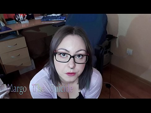 ❤️ Noia sexy amb ulleres xucla un consolador profundament davant la càmera ❤️❌ Porno rus al ca.lansexs.xyz